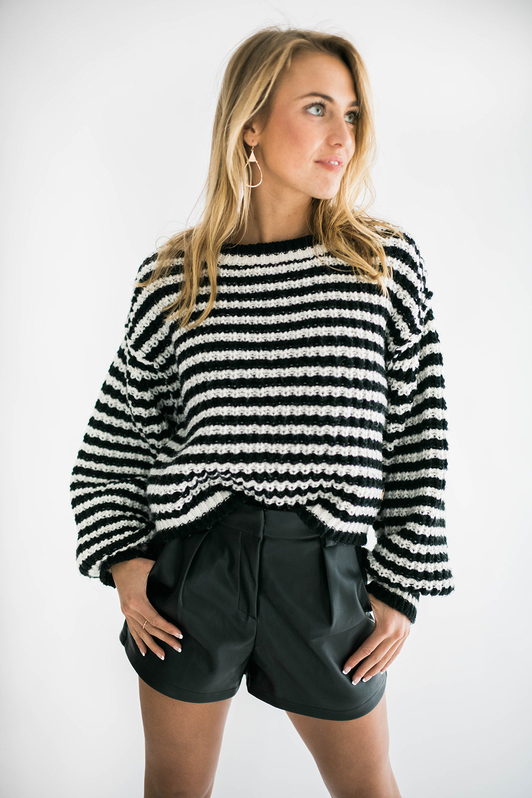 Melanie Sweater Black &amp; White