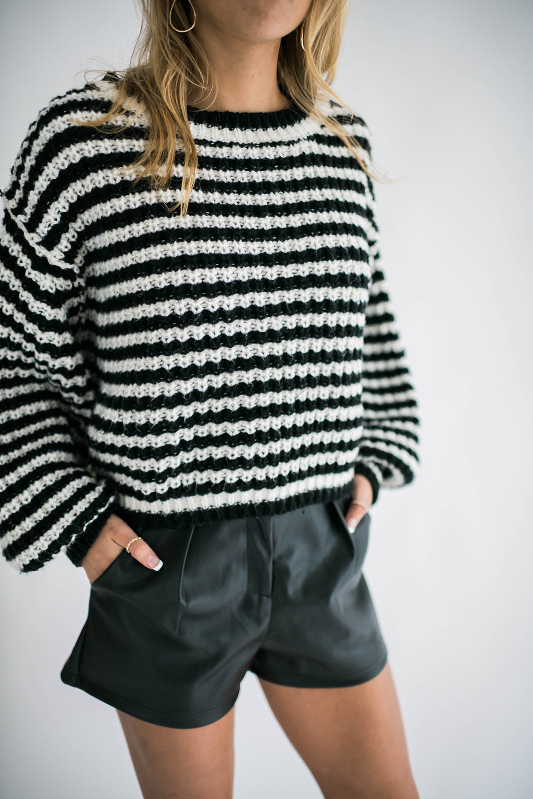 Melanie Sweater Black &amp; White