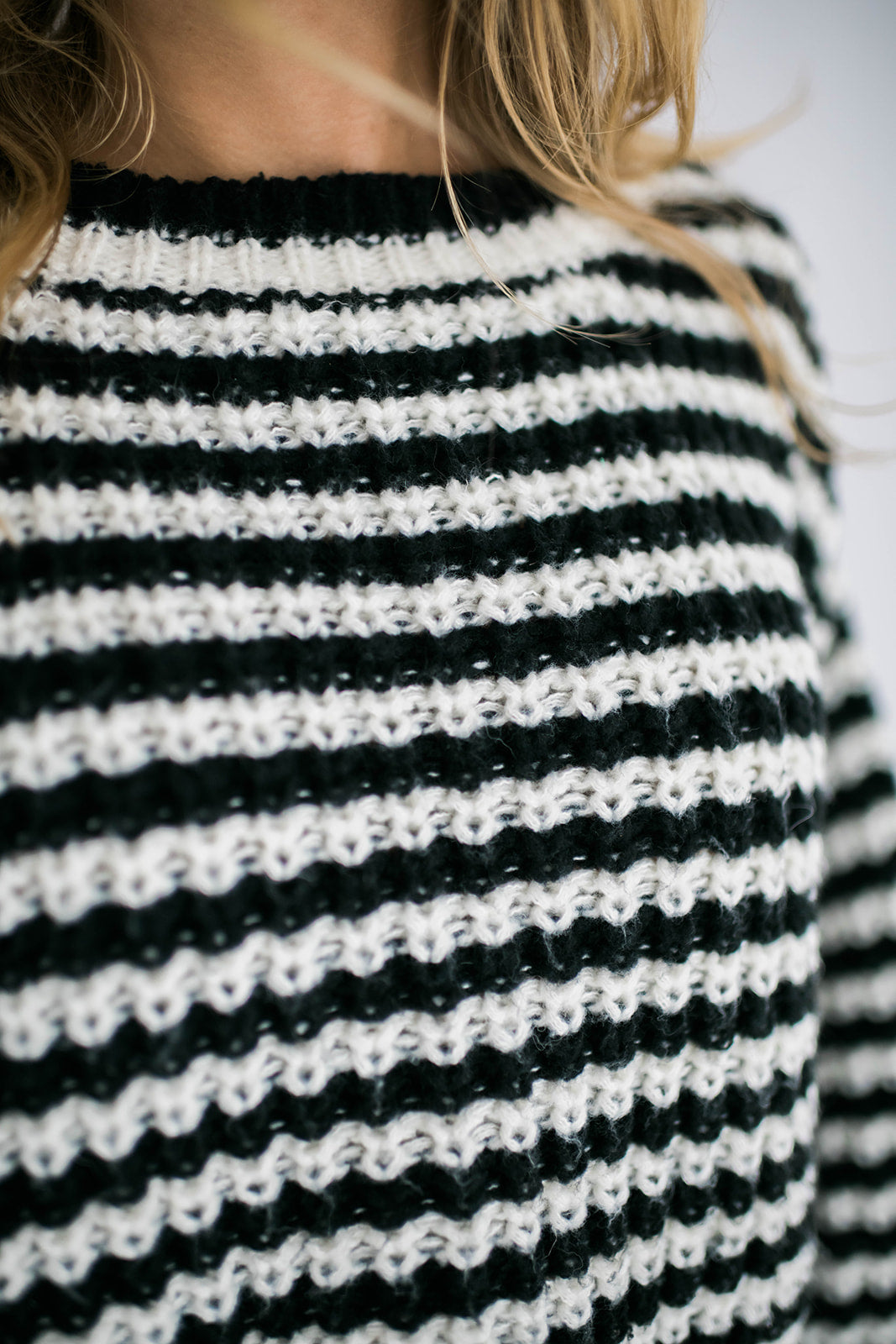 Melanie Sweater Black &amp; White