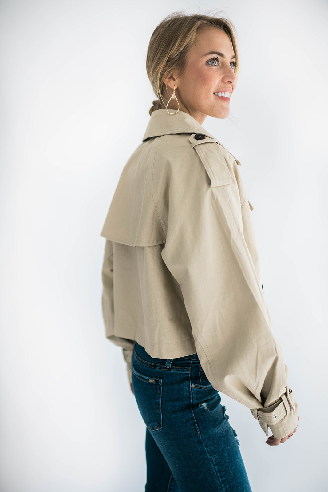 Illa Cropped Trench
