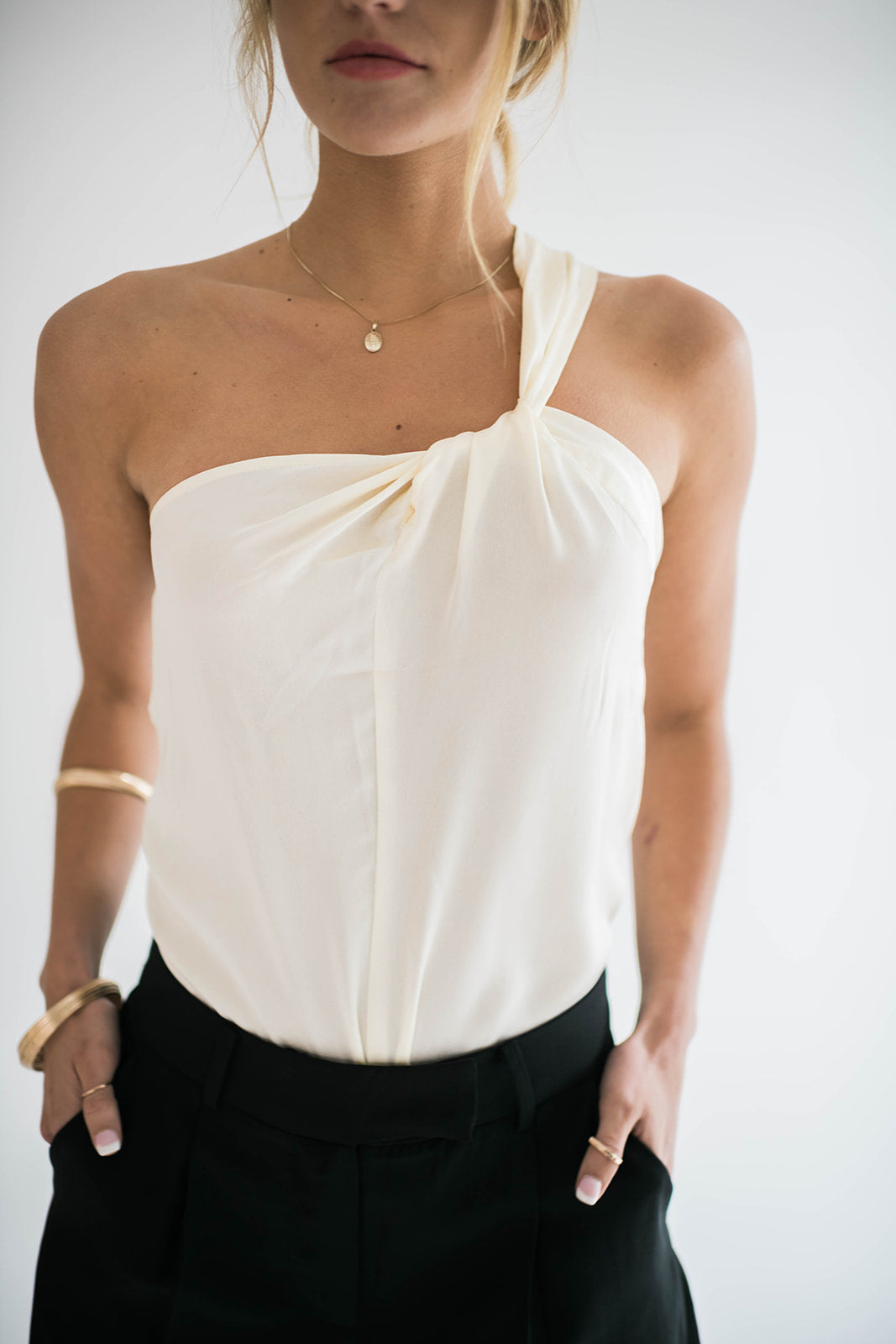 Alisa One Shoulder Top