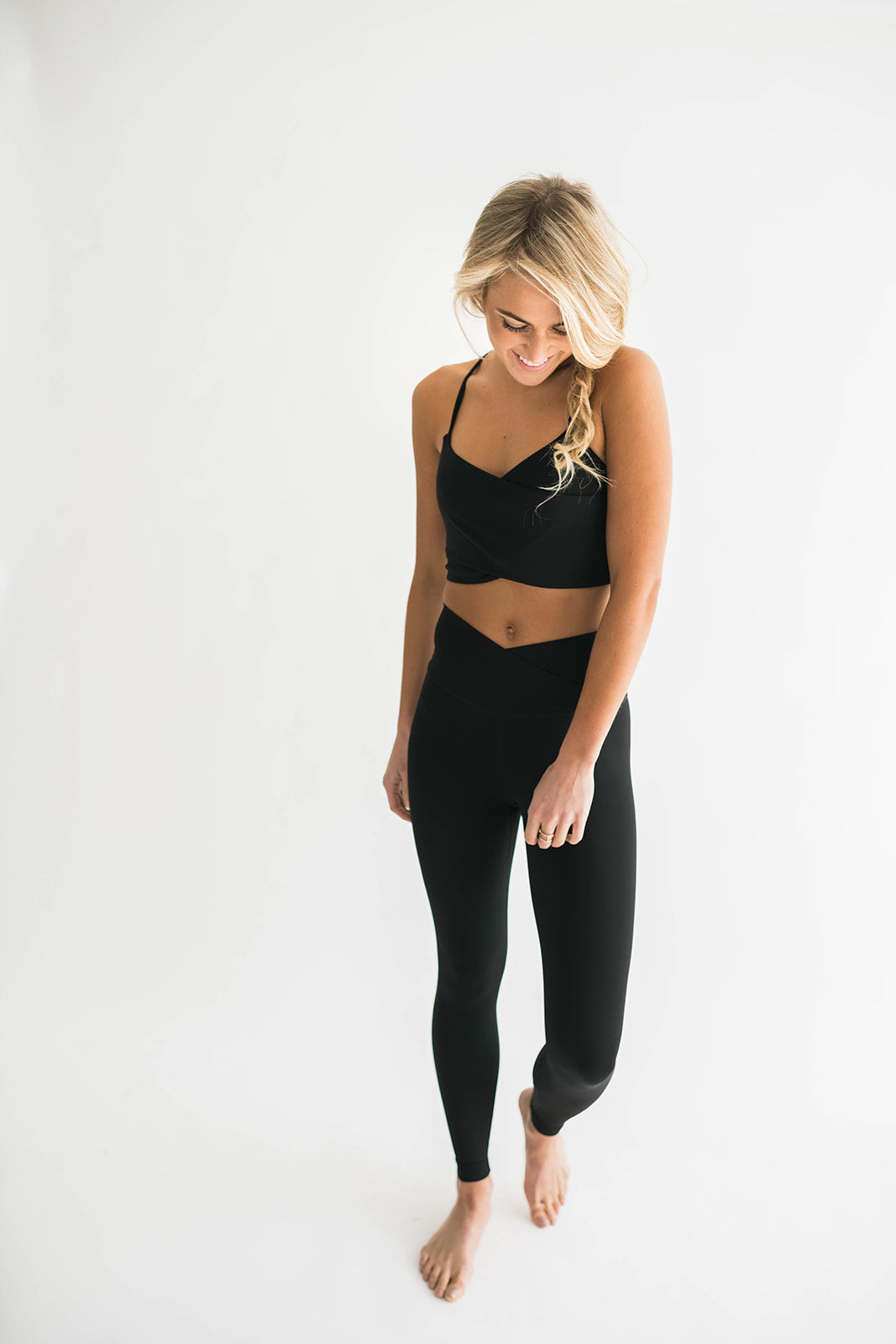 Penelope Criss Cross Band Leggings