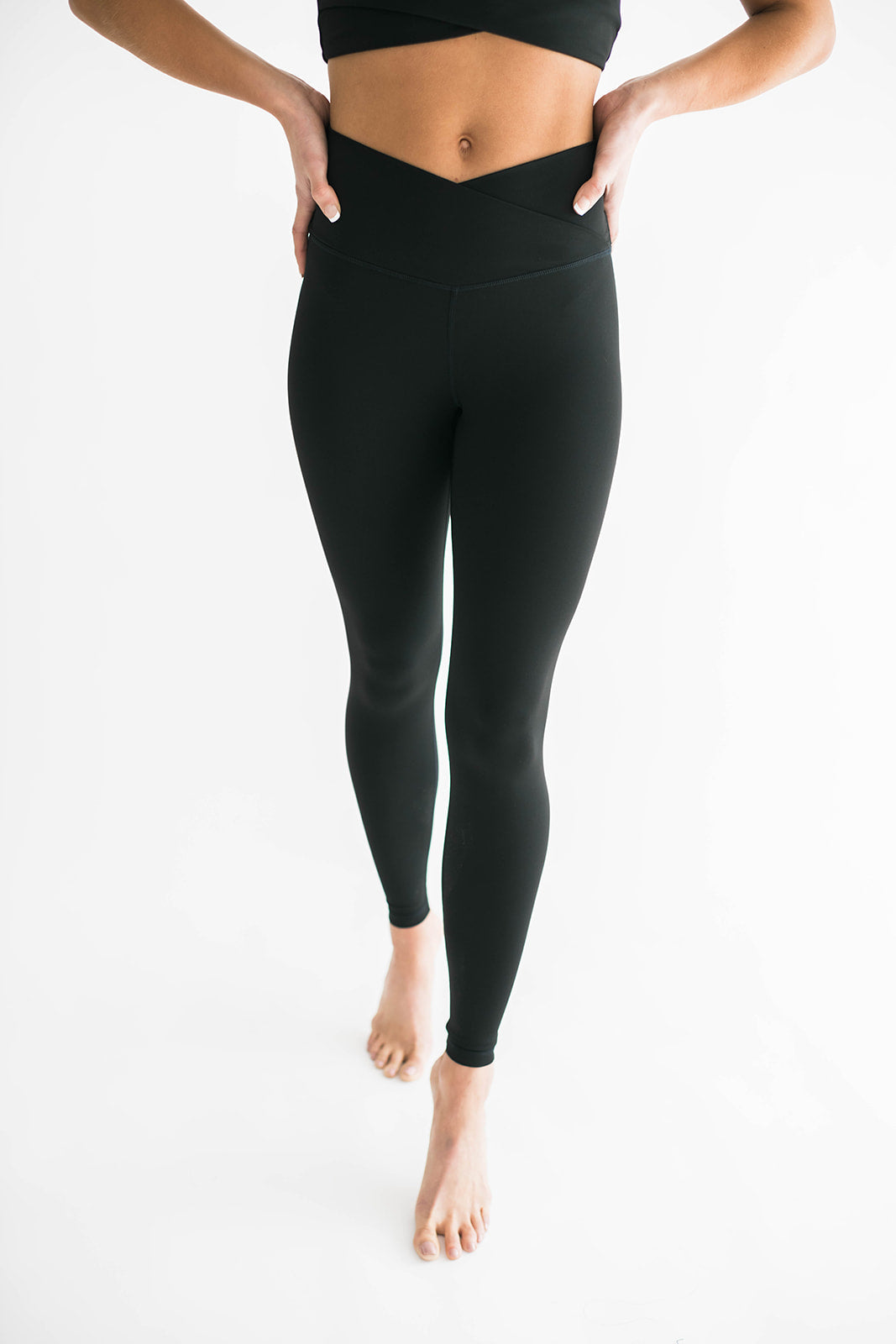 Penelope Criss Cross Band Leggings