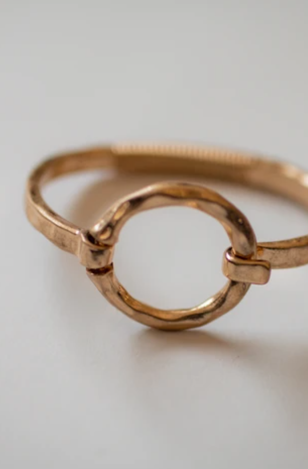 Stephanie Round Bracelet in Gold