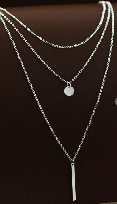 Bar Pendant Triple Layer Necklace in Silver