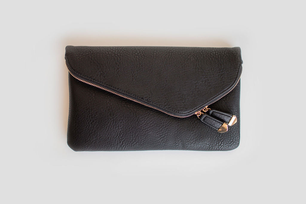 Stella Crossbody Clutch in Black