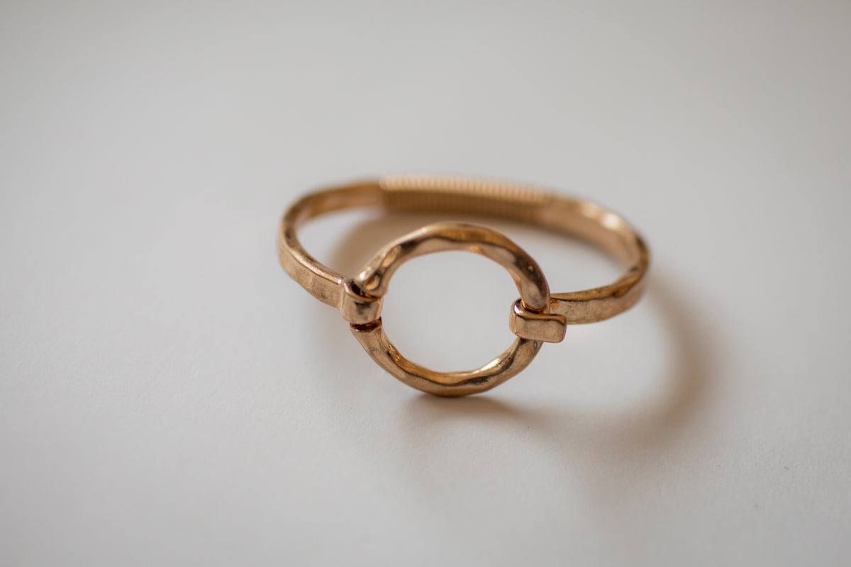 Stephanie Round Bracelet in Gold
